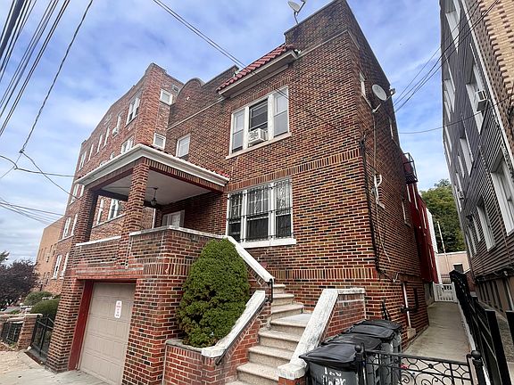 5th image of 126 Park Hill Ave Floor 1