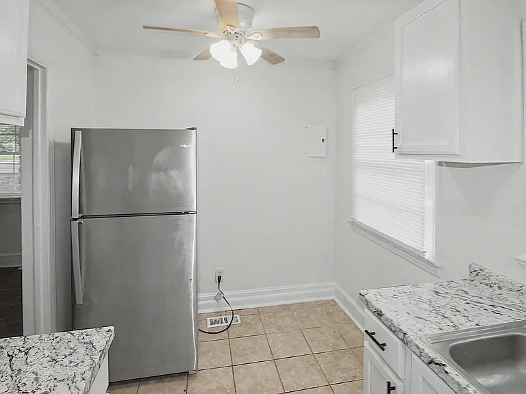 2517 Rachel St — Photo 9