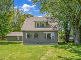 930 Barnes Rd N, Vermilion, OH 44089