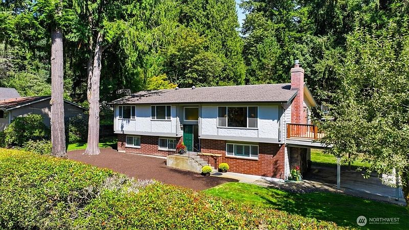 2nd image of 19310 37th Avenue NE
