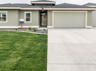 12200 Ladd Ct, Pasco, WA 99301