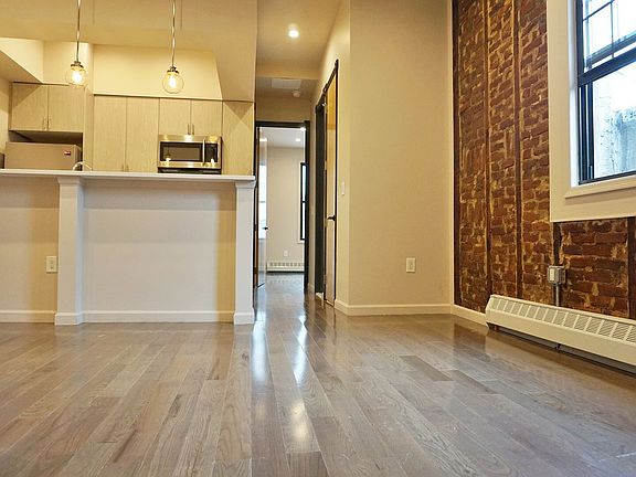 3rd image of 242 Menahan St #3