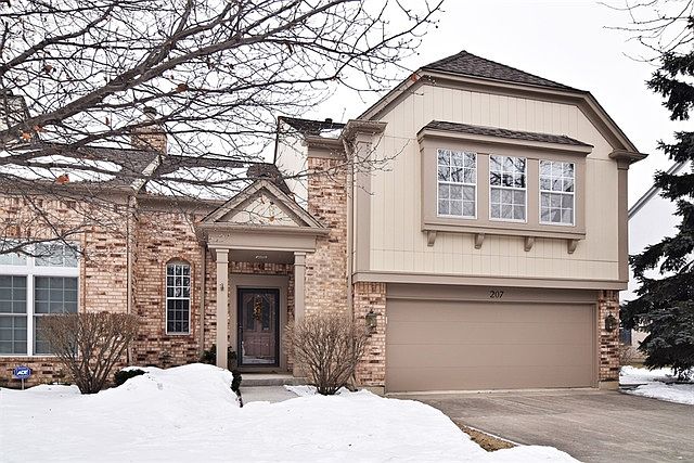 1st image of 207 Lorraine Cir