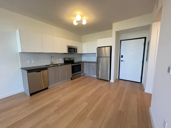 10823 Biscayne Blvd, Miami, FL 33161