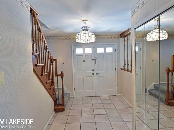2nd image of 53494 Lynnham Ln