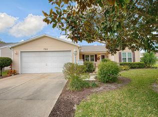 722 Agua Way, Lady Lake, FL 32159