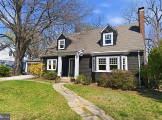 2307 N Wakefield St, Arlington, VA 22207