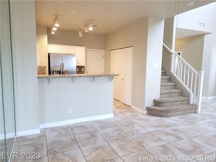 638 Solitude Point Ave — Photo 7