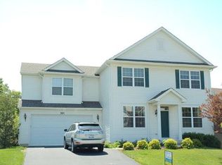 391 Oakmont Dr, Cary, IL 60013
