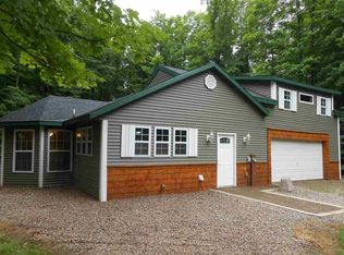 W4875 Twin Oaks Ln, Elton, WI 54430