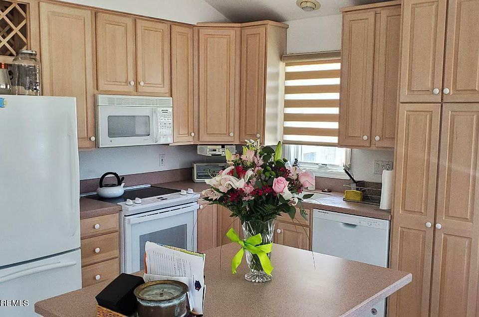 42 S 2nd St, Surf City, NJ 08008 | Zillow