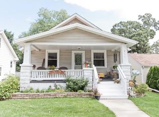 904 Daniels St NE, Cedar Rapids, IA 52402