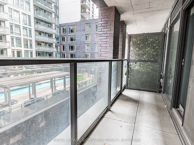 111 Bathurst St #318 — Photo 14