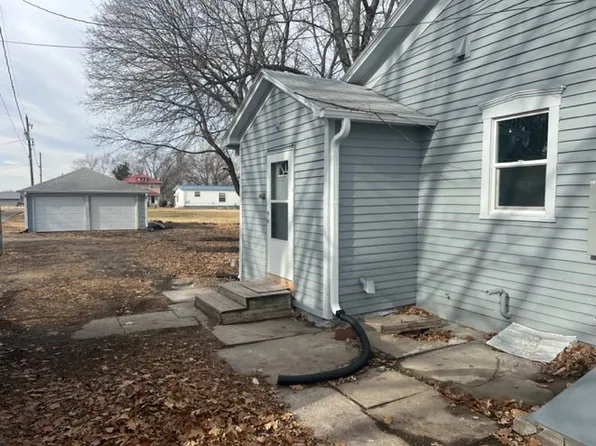 207 Brooks St, Essex, IA 51638