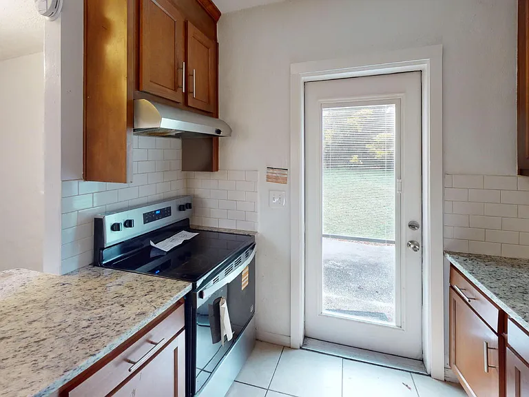 6926 Camelot Rd — Photo 5