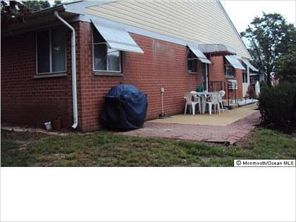 3rd image of 52A Yorktowne Pkwy