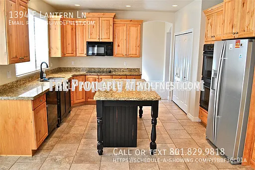 1394 E Lantern Ln — Photo 5