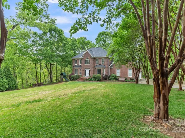 136 Dogwood Ln, Shelby, NC 28150