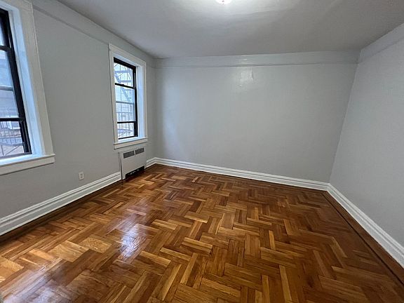 3rd image of 170 Jewett Ave APT A2