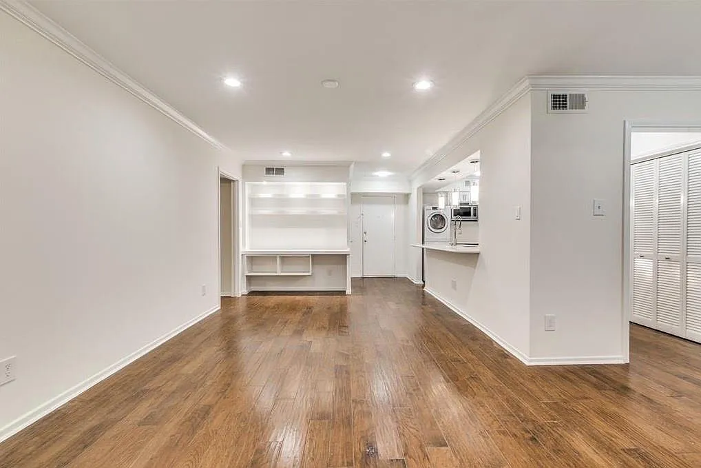 1 bed, 1.0 bath, 894 sqft, $1,875 — Photo 4