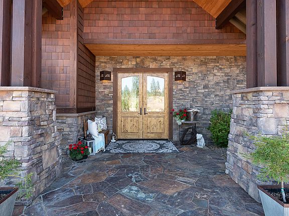 3rd image of 61597 Hosmer Lake Dr