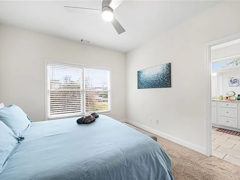 617 Chestnut St — Photo 17
