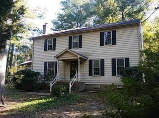 1421 Traway Dr, North Chesterfield, VA 23235