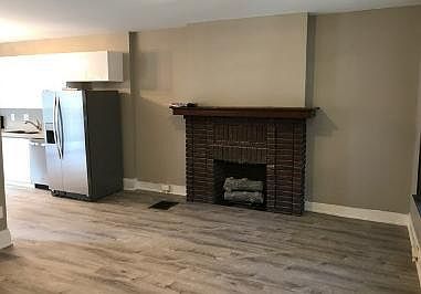1st image of 209 13th Ave #209
