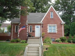 327 Orchard Ave, Niles, OH 44446