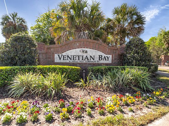 2nd image of 262 Venetian Bay Cir