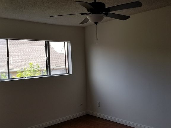 2nd image of 1522 Dixon St APT 2