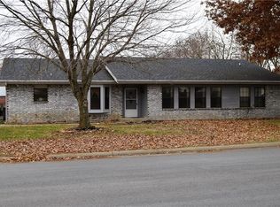 2318 W Birch St, Rogers, AR 72758