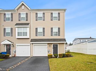 35 Faraday Ct, Morton, PA 19070
