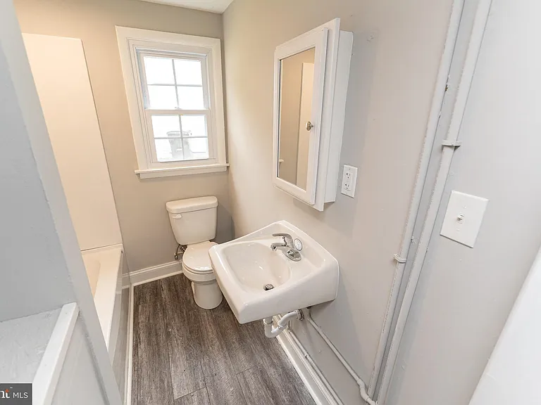 119 Davis Ln — Photo 15