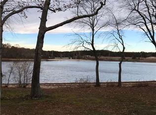 609 Lake Ct, Middle Island, NY 11953