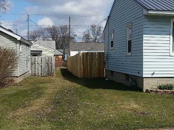 3rd image of 2312 15th Ave