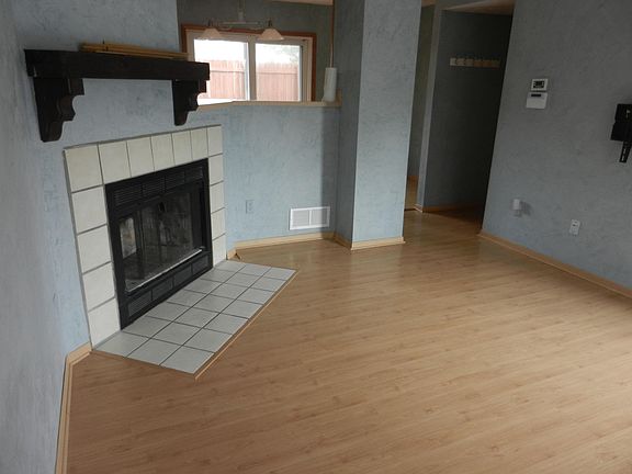 3rd image of 788 Cap Ln #19
