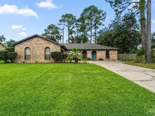 6999 Lake Joanne Dr, Pensacola, FL 32506