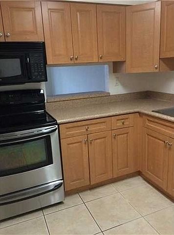 1st image of 5201 Geneva Way APT 310