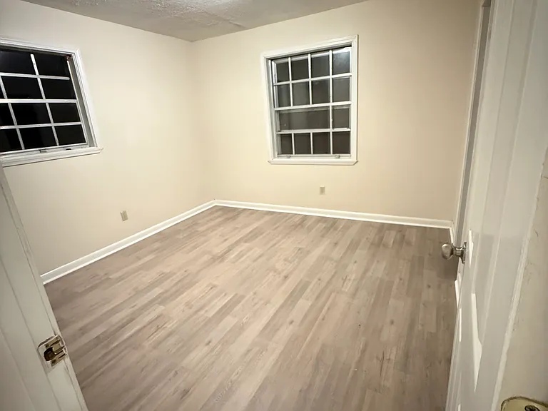 7700 Elder Ferry Rd — Photo 9