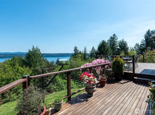 294 Seamount Drive, Brinnon, WA 98320