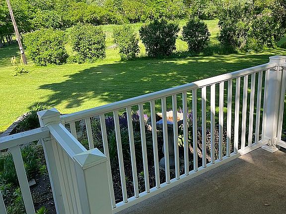 2nd image of 523 W Sunset Dr