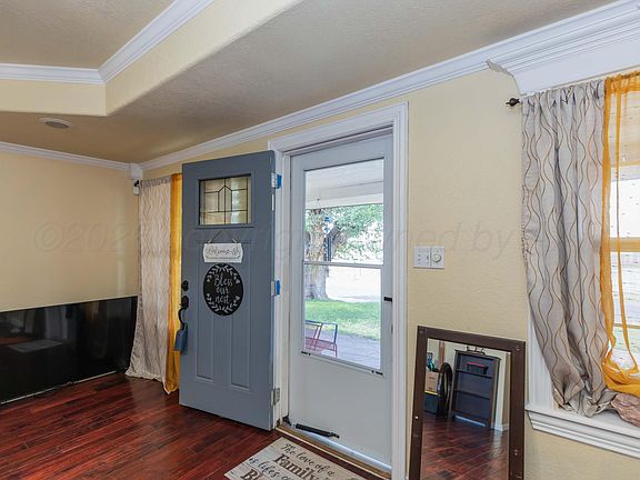 2nd image of 4016 Angelus Dr