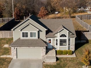 519 Prairie Meadow Rd, Saint George, KS 66535