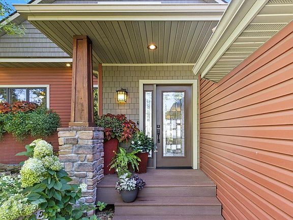 4th image of 10781 Dahl Ave