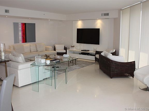 3rd image of 21200 Point Pl APT 2403