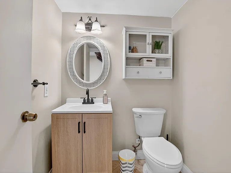 243 NW 45th Ave #243 — Photo 4