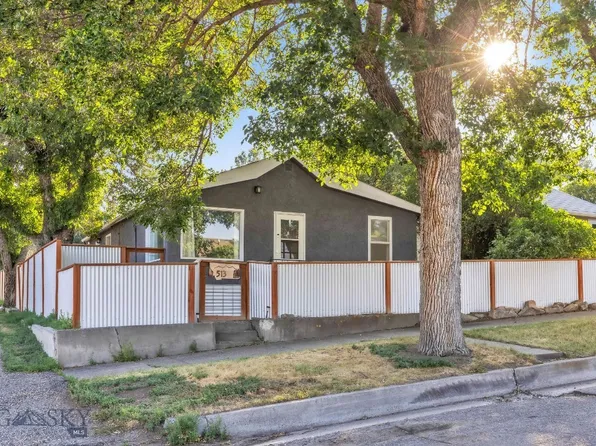 513 N G St, Livingston, MT 59047