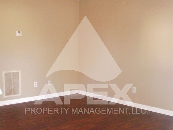 3rd image of 9130 Cedarpark Ln