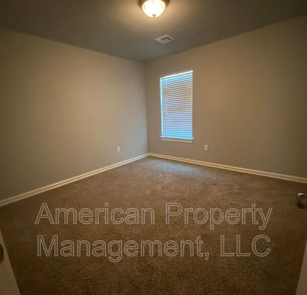 5312 Charleston Dr — Photo 25